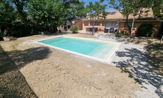 Piscine en béton, Saint-Clément-de-Rivière, RJ Aménagements Extérieurs