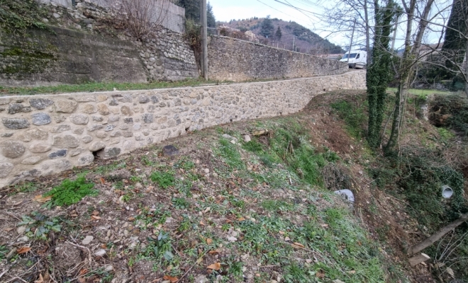 Mur en pierre naturelle , Saint-Clément-de-Rivière, RJ Aménagements Extérieurs