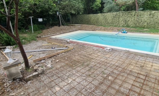 Démolition et Terrassement d'une vieille terrasse sur Saint-Jean-de-Cornies, Saint-Clément-de-Rivière, RJ Aménagements Extérieurs