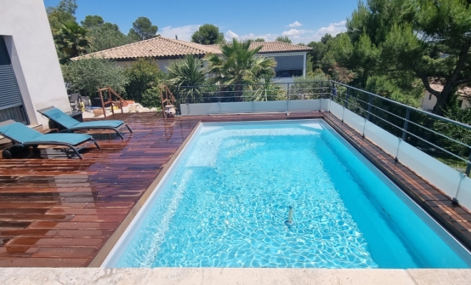 Suite de la pose de notre terrasse en bois en Itauba Sur la commune de Saint-Bauzille-de-Montmel , Saint-Clément-de-Rivière, RJ Aménagements Extérieurs